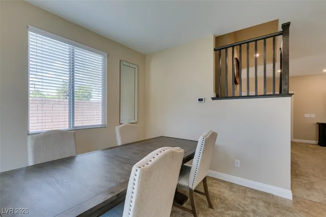 $2,595 | 8995 Elati Court, Las Vegas, NV 89148