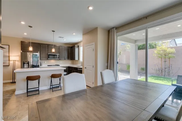 $2,595 | 8995 Elati Court, Las Vegas, NV 89148