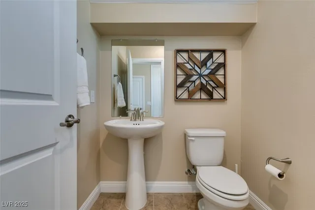 $2,595 | 8995 Elati Court, Las Vegas, NV 89148