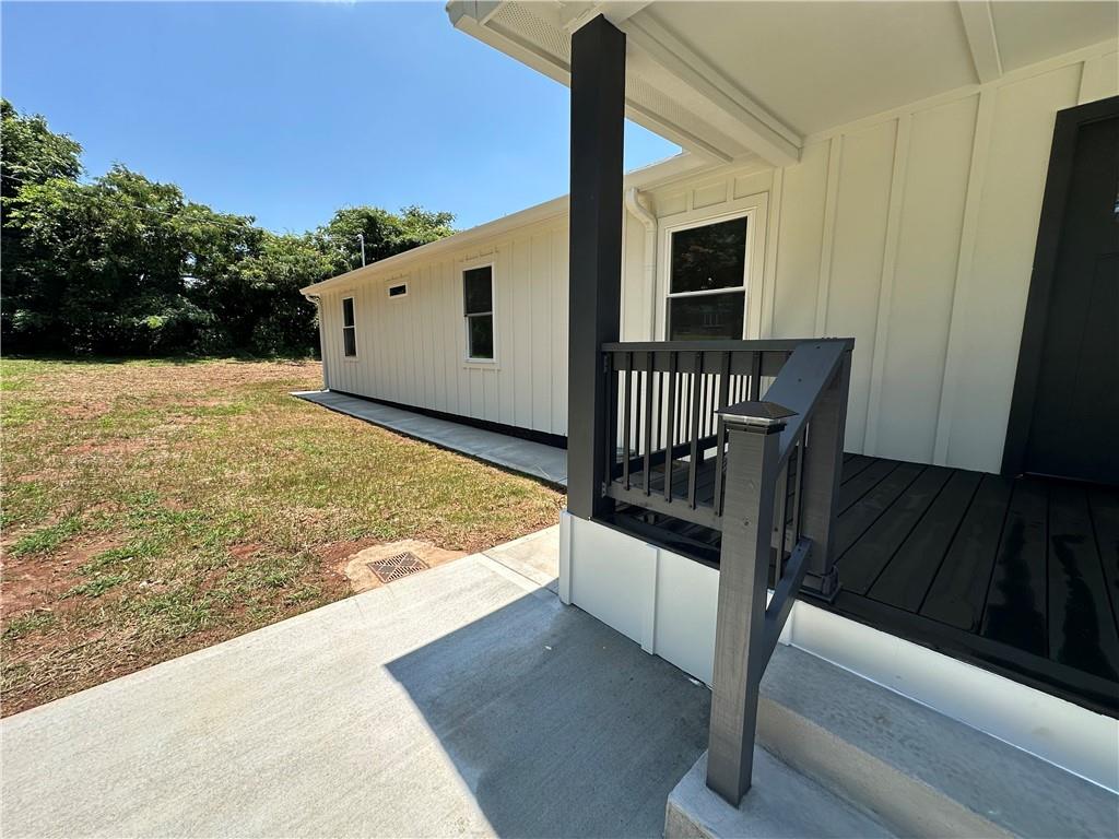 844 Kurtz Road Marietta, GA 30066 - Photo 6 of 37