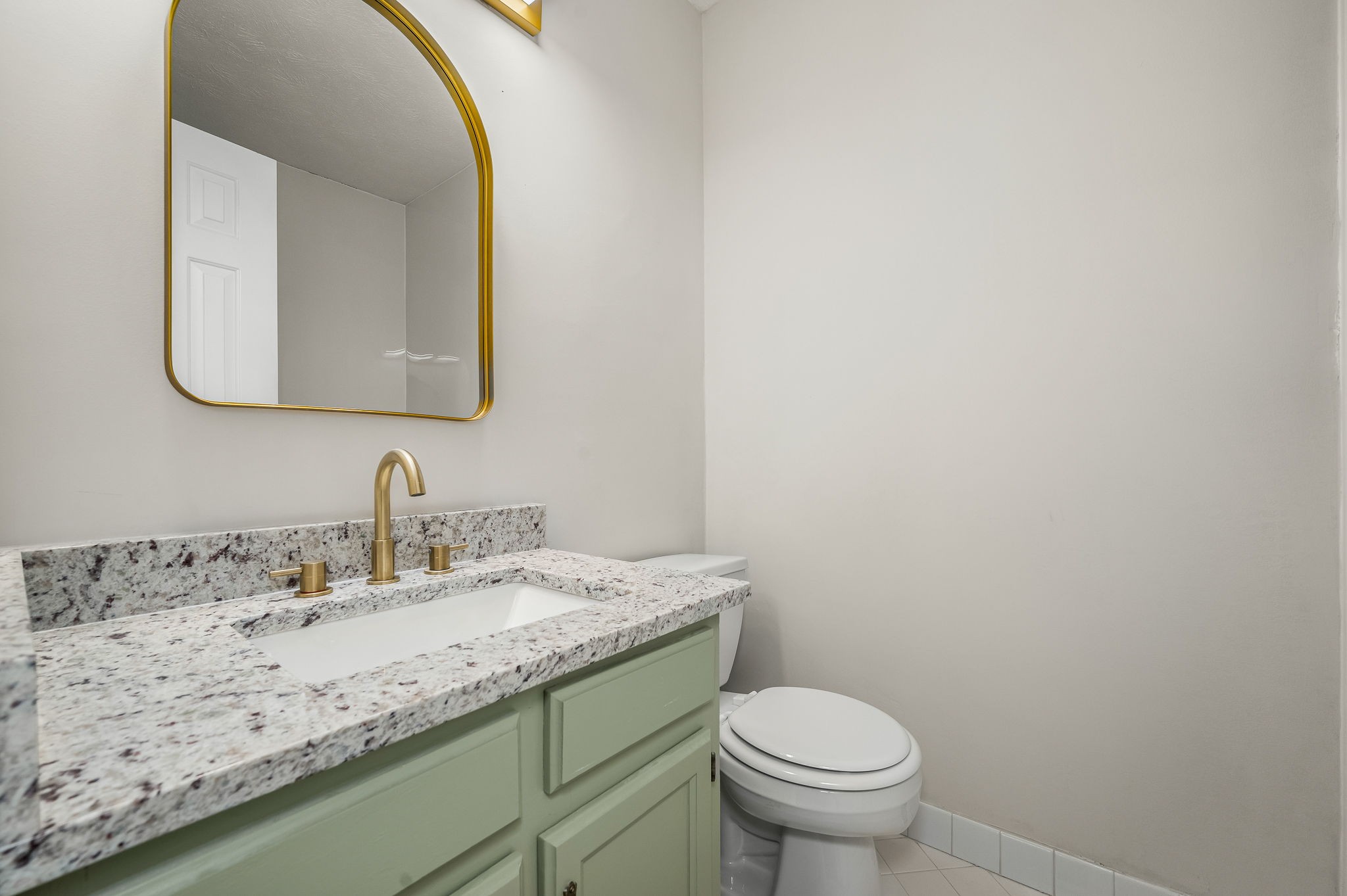 1408 Hunters Branch Road Antioch, TN 37013 - Photo 2 of 43 Gallery Image 2