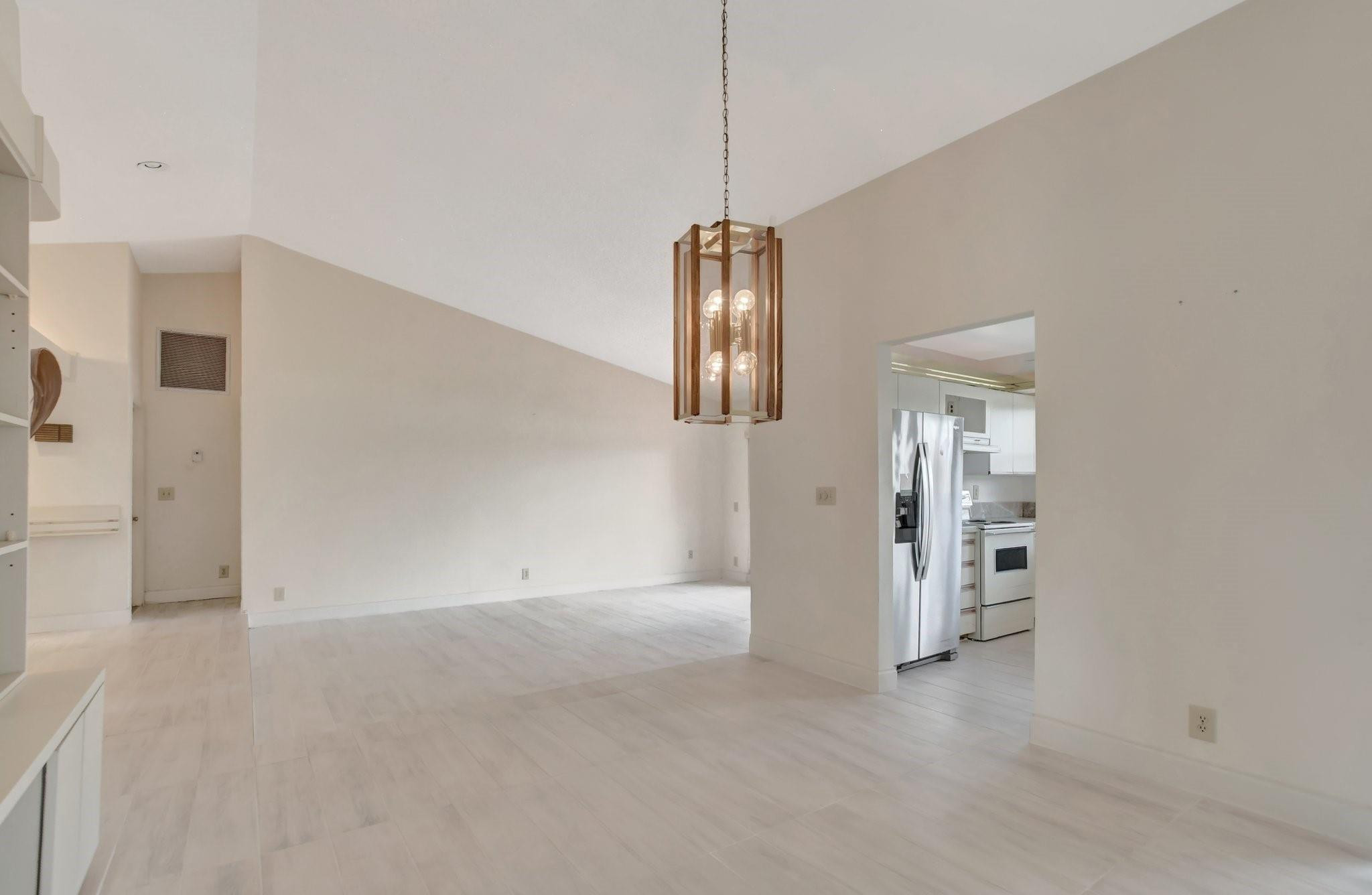 9477 Burlington Place Boca Raton, FL 33434 - Photo 13 of 40 Photo 13