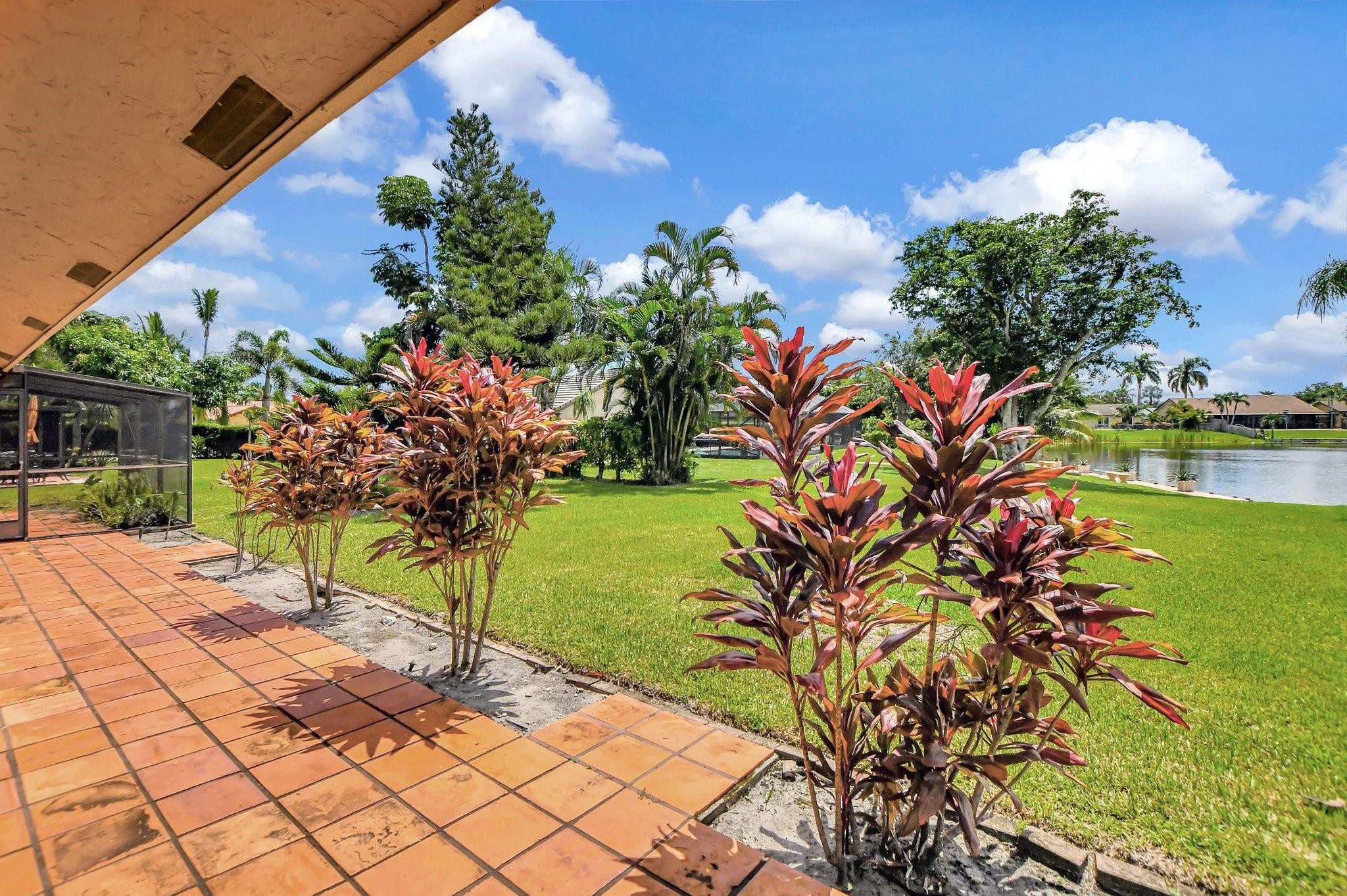 9477 Burlington Place Boca Raton, FL 33434 - Photo 4 of 40 Photo 4