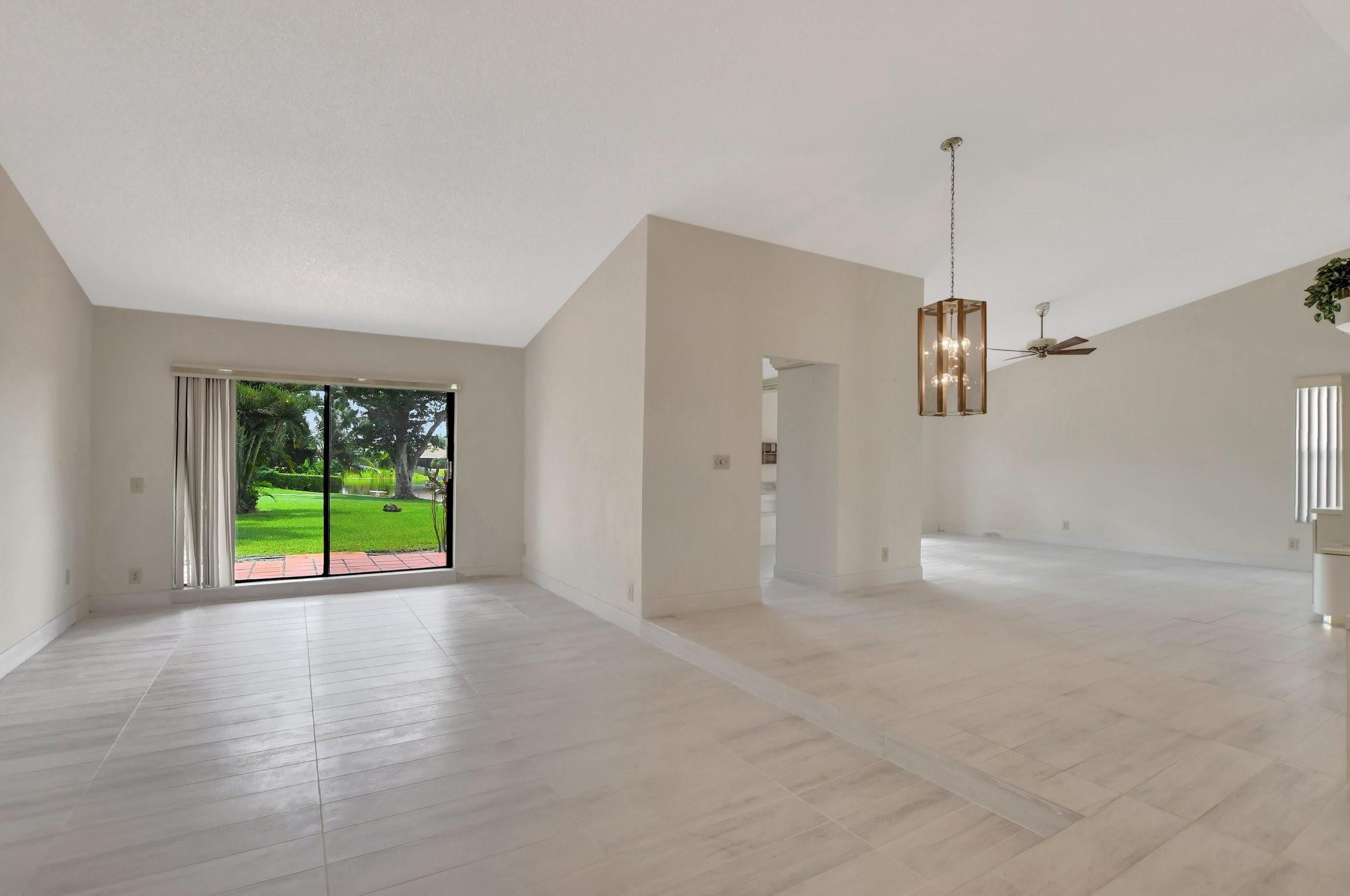 9477 Burlington Place Boca Raton, FL 33434 - Photo 8 of 40 Photo 8