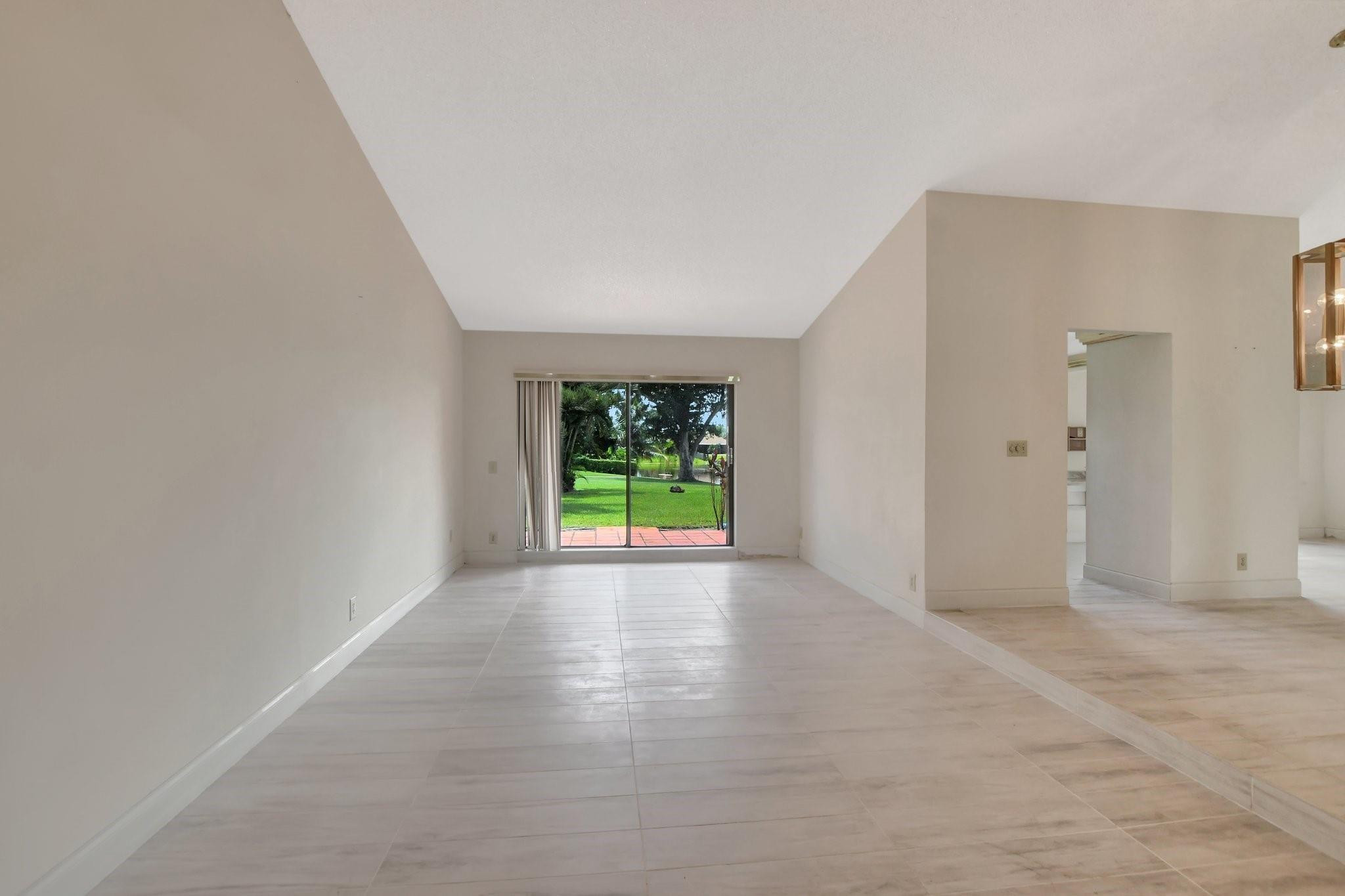 9477 Burlington Place Boca Raton, FL 33434 - Photo 9 of 40 Photo 9