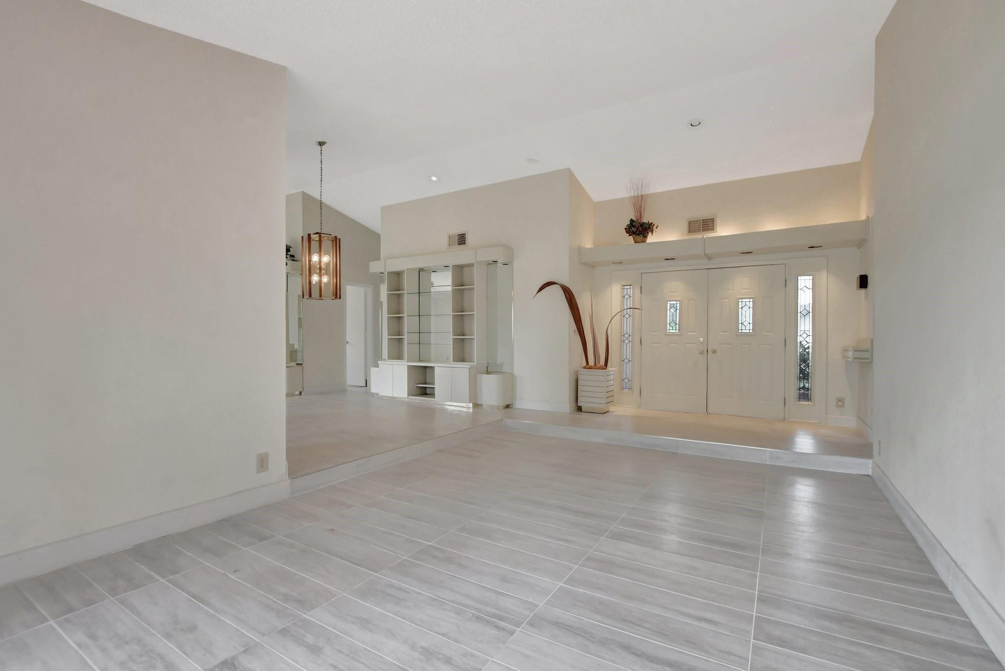 9477 Burlington Place Boca Raton, FL 33434 - Photo 10 of 40 Photo 10