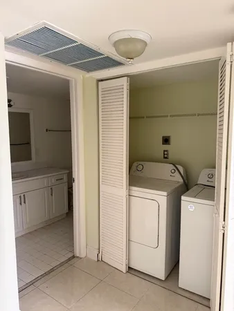 $1,925 | 8343 Lake Drive, Unit 207, Doral, FL 33166