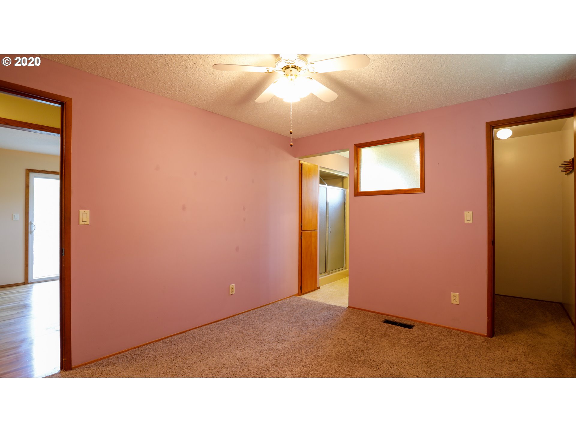 1830 Thompson Road Woodburn, OR 97071 - Photo 11 of 28 Gallery Image 11