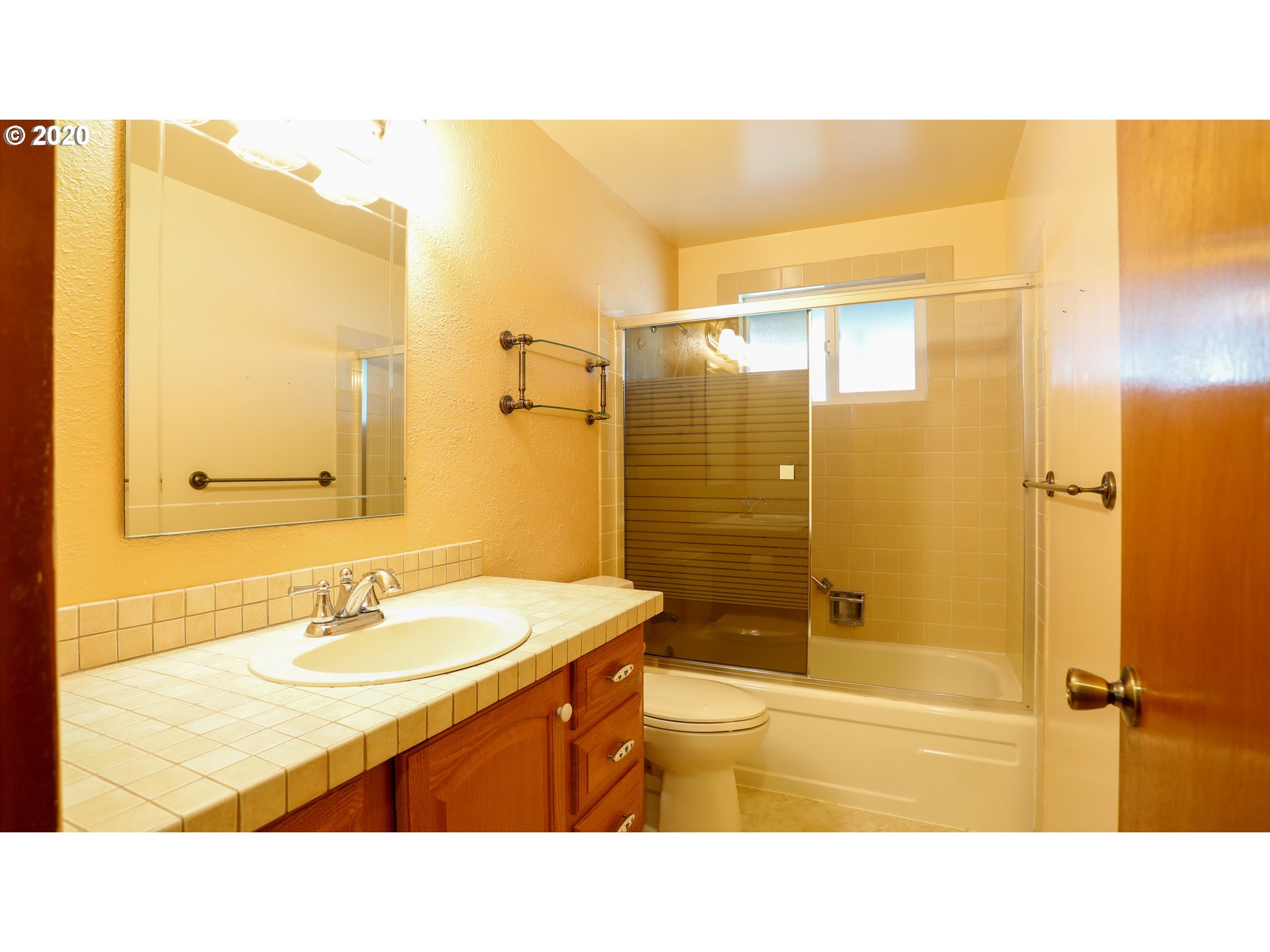 1830 Thompson Road Woodburn, OR 97071 - Photo 18 of 28 Gallery Image 18