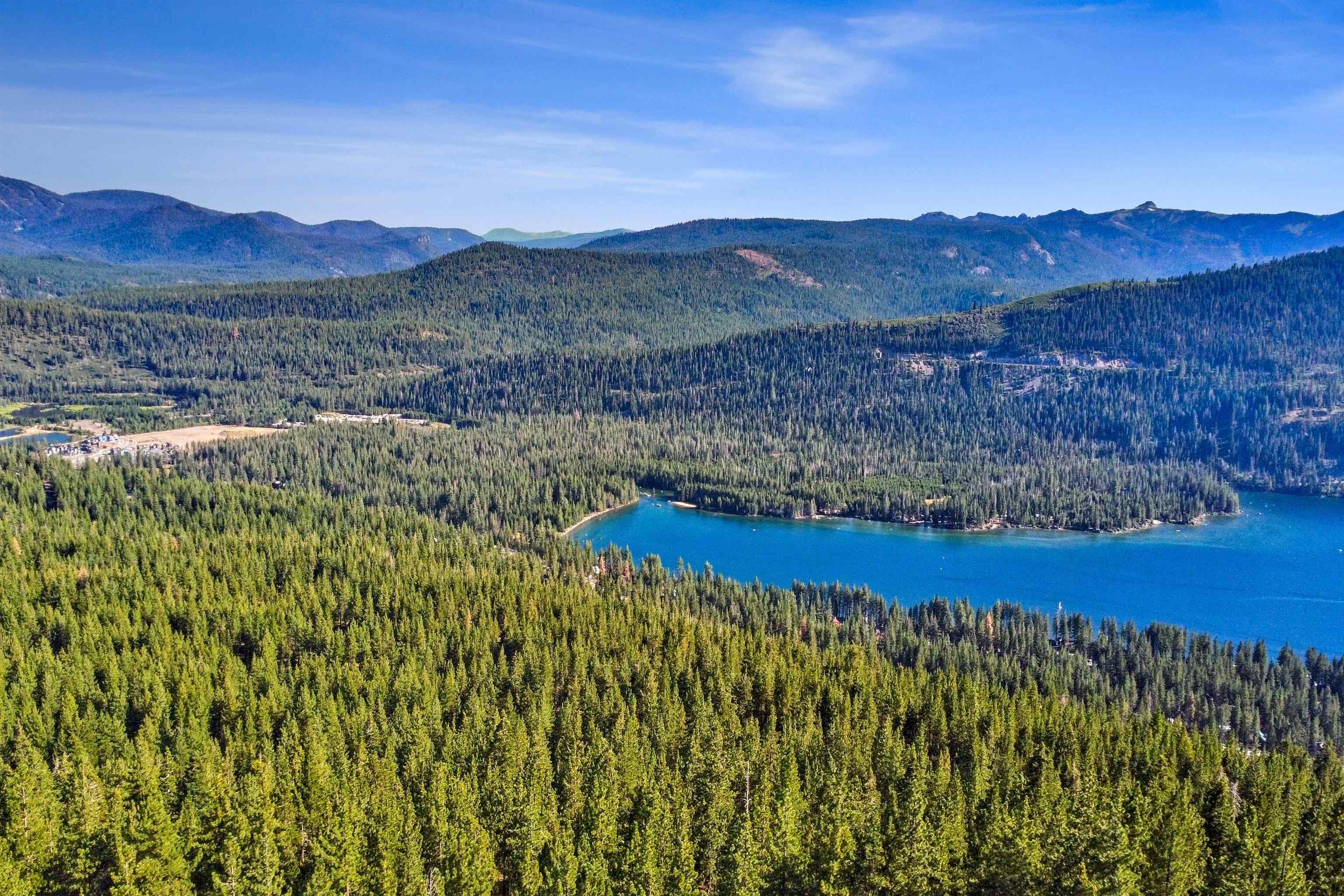 12005 Ski Slope Way Truckee, CA 96161 - Photo 26 of 26 a view of a yard with a mountain