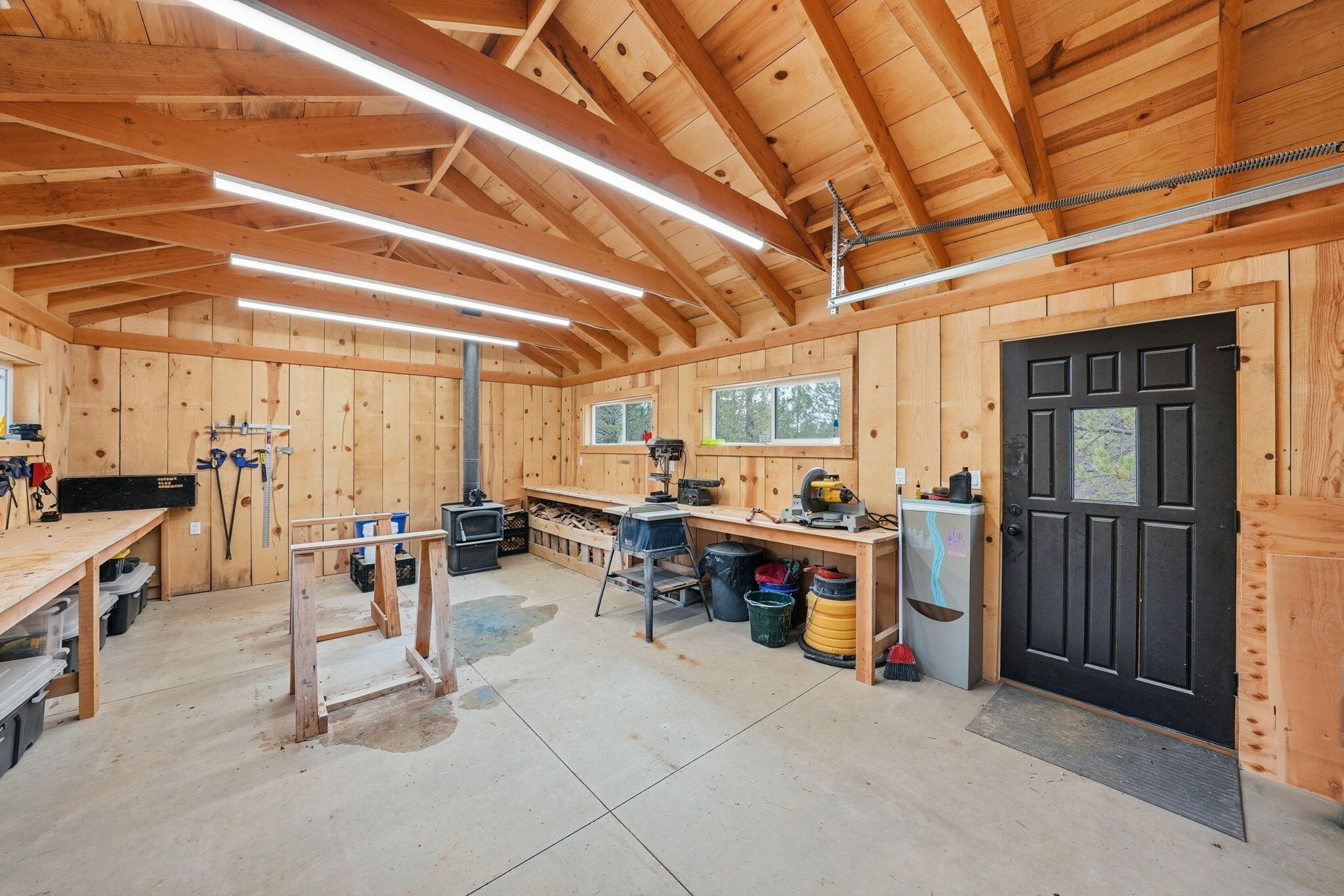 54270 Huntington Road La Pine, OR 97739 - Photo 32 of 68 60-web-or-mls-Riley_Visuals_060