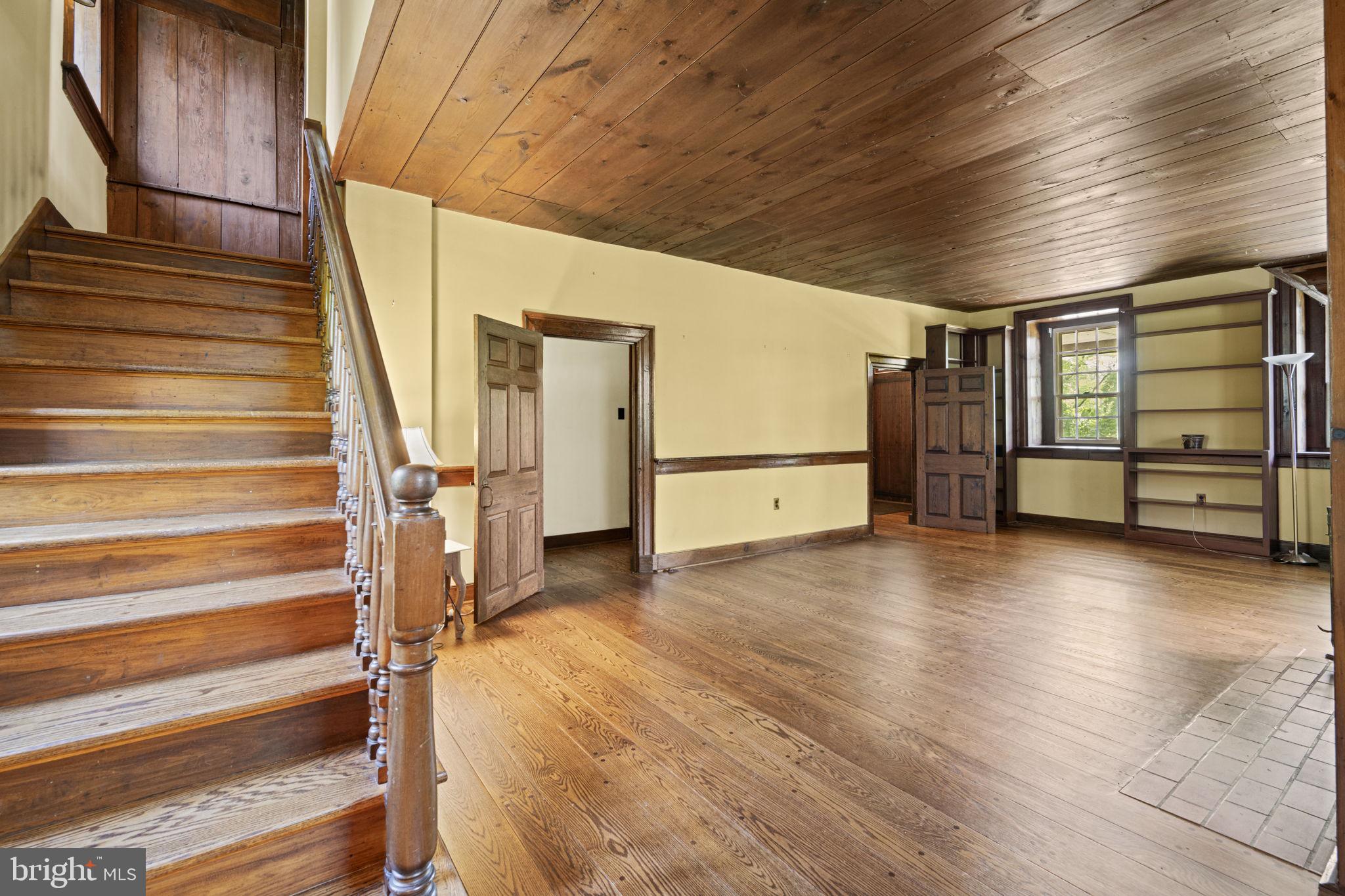 660 Stauffers Church Road Palmyra, PA 17078 - Photo 20 of 48