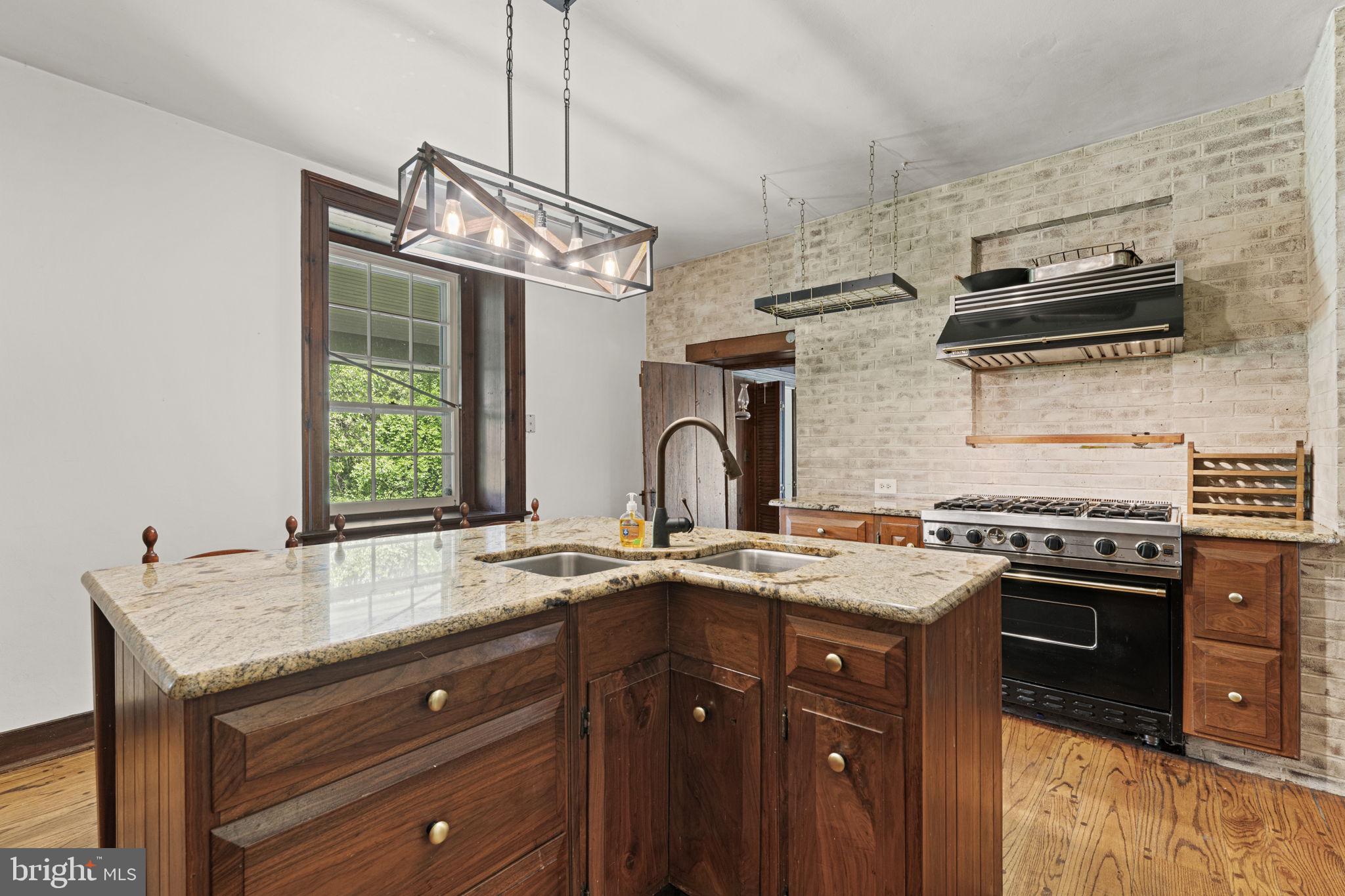 660 Stauffers Church Road Palmyra, PA 17078 - Photo 7 of 48