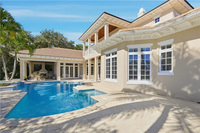 a view of a pathway both side of yard