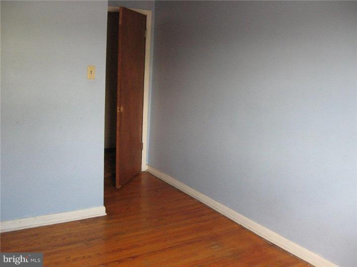 4002 Gideon Road Brookhaven, PA 19015 - Photo 9 of 13