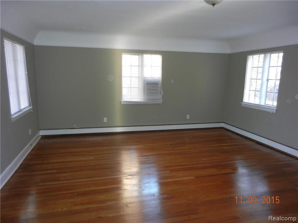 19325 Berkeley Road Detroit, MI 48221 - Photo 32 of 48 DSCN8018.JPG
