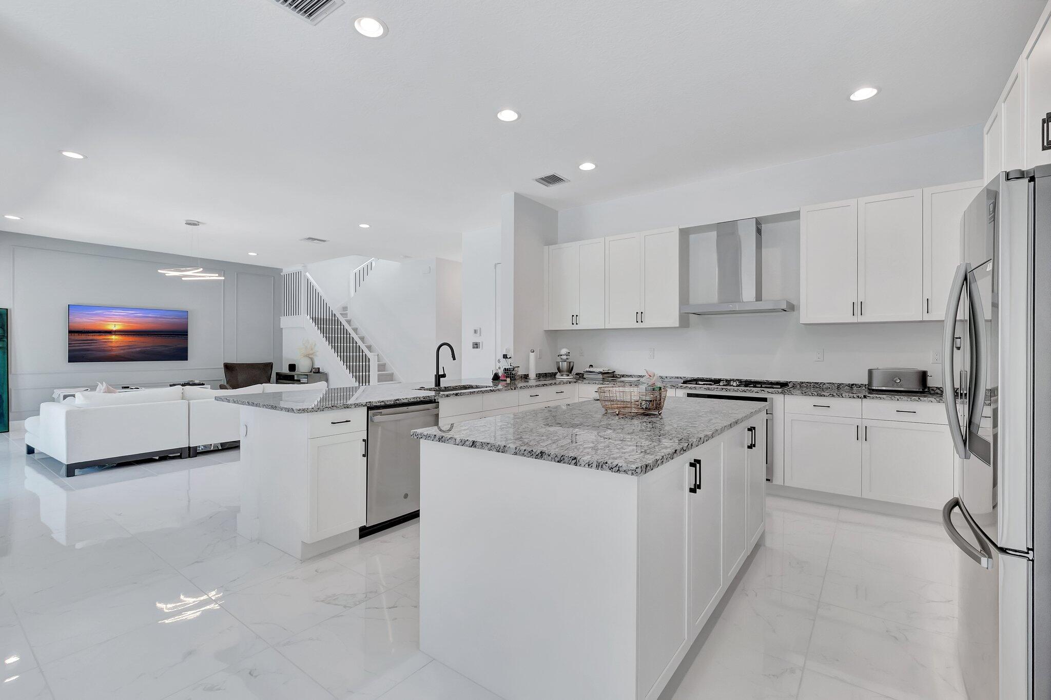 8637 Torrey Isles Terrace Boca Raton, FL 33496 - Photo 13 of 106 13-web-or-mls-DSC_2652