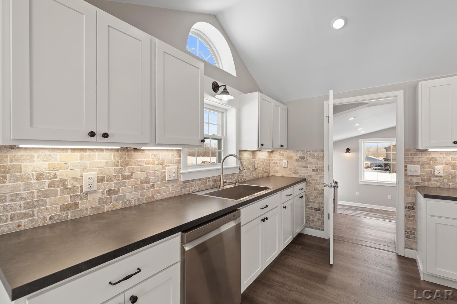 4730 Munger Road Tipton, MI 49287 - Photo 15 of 47 Gallery Image 15