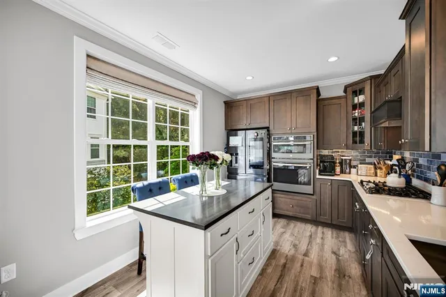 $815,000 | 130 Sequoia Drive, Cedar Grove, NJ 07009