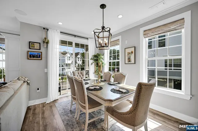 $815,000 | 130 Sequoia Drive, Cedar Grove, NJ 07009