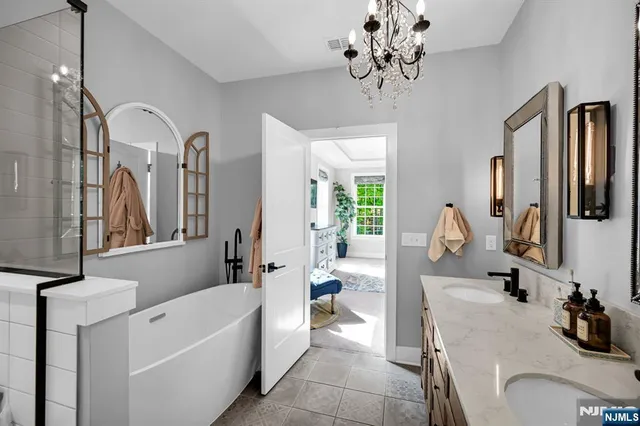 $815,000 | 130 Sequoia Drive, Cedar Grove, NJ 07009