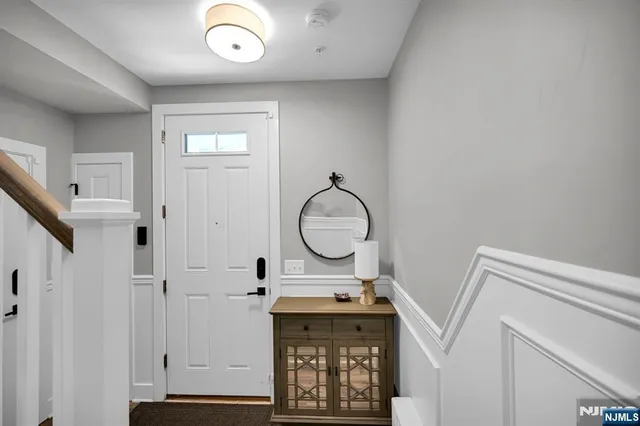 $815,000 | 130 Sequoia Drive, Cedar Grove, NJ 07009