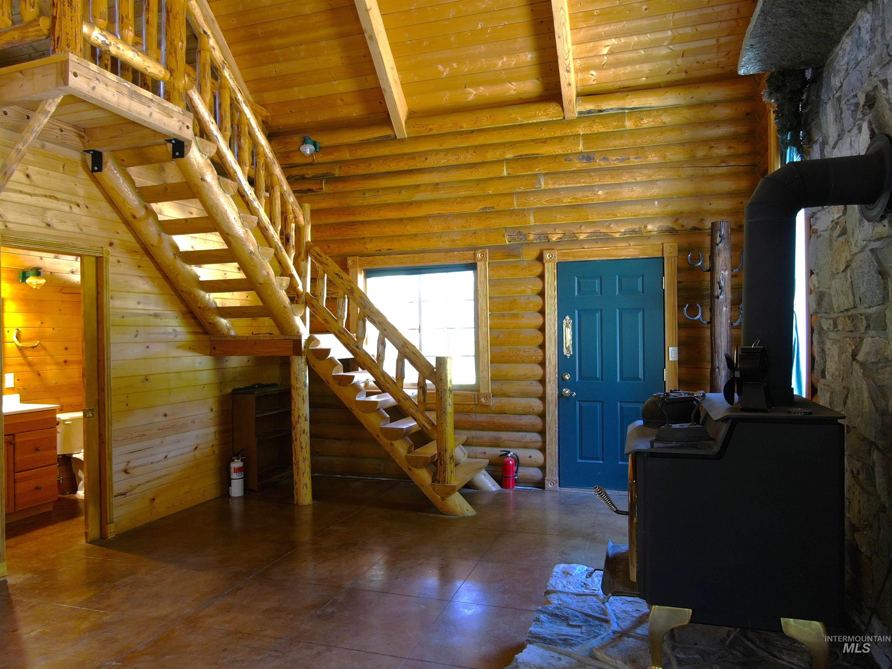 2049 Fleck Summit Road Fairfield, ID 83327 - Photo 5 of 47