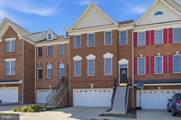$770,000 | 25174 Whippoorwill Terrace, Chantilly, VA 20152