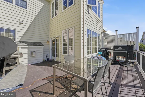 $770,000 | 25174 Whippoorwill Terrace, Chantilly, VA 20152