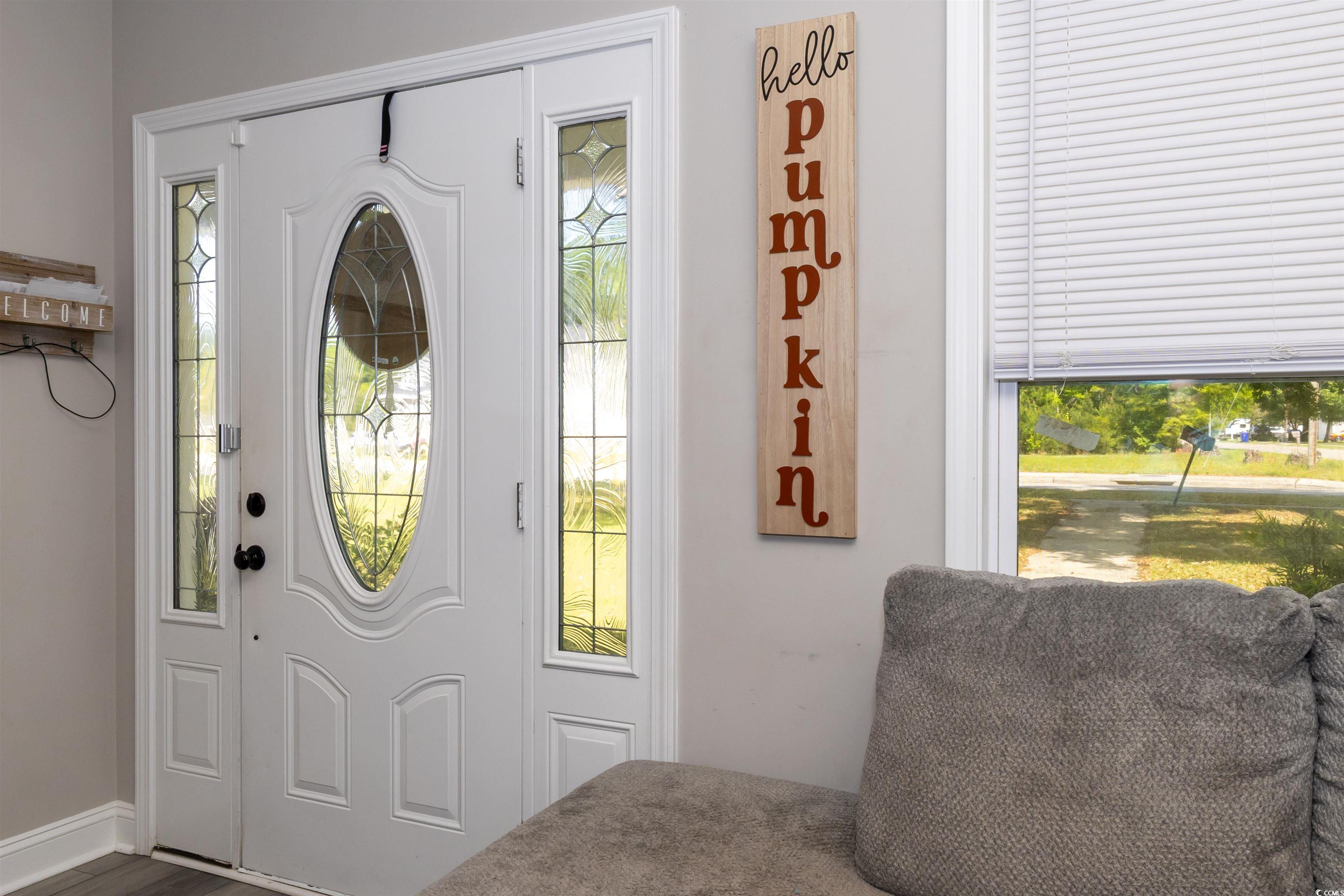 1501 Grainger Road Conway, SC 29527 - Photo 7 of 22 Entrance foyer with baseboards