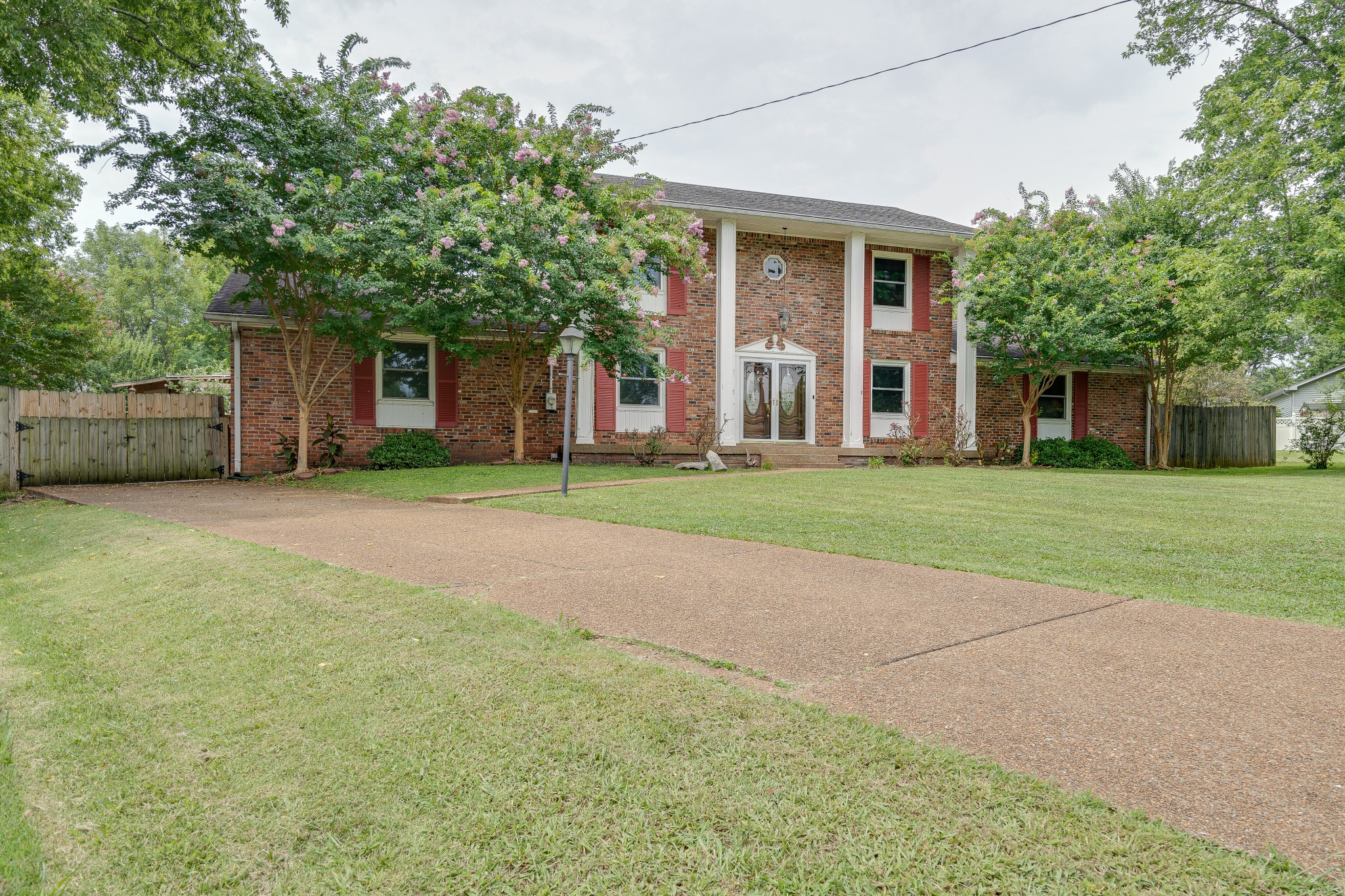 129 Timber Ridge Drive Nashville, TN 37217 - Photo 2 of 31 Gallery Image 2