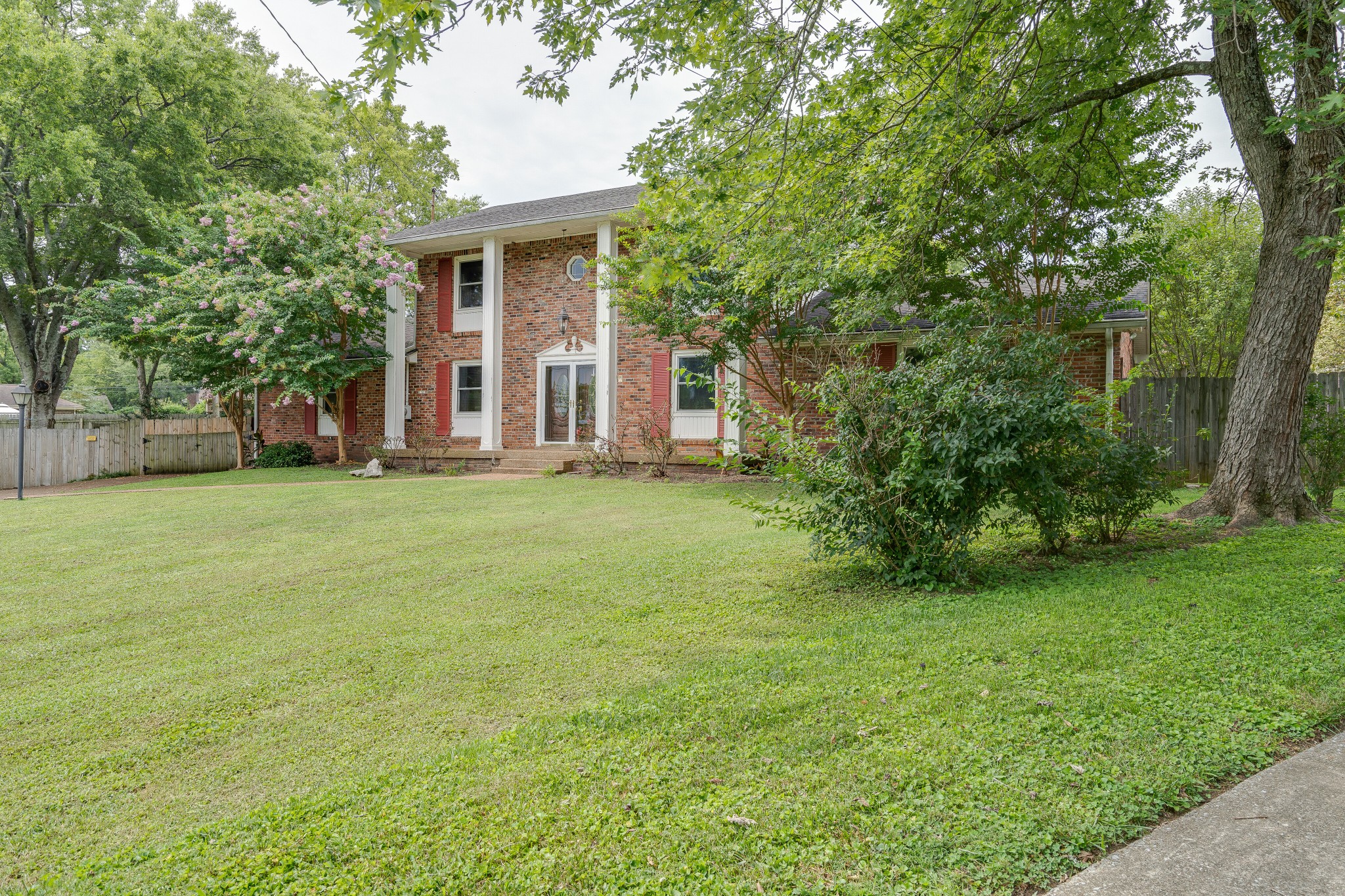 129 Timber Ridge Drive Nashville, TN 37217 - Photo 3 of 31 Gallery Image 3