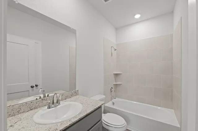 $334,900 | 10711 Aston Court, Bryan, TX 77845