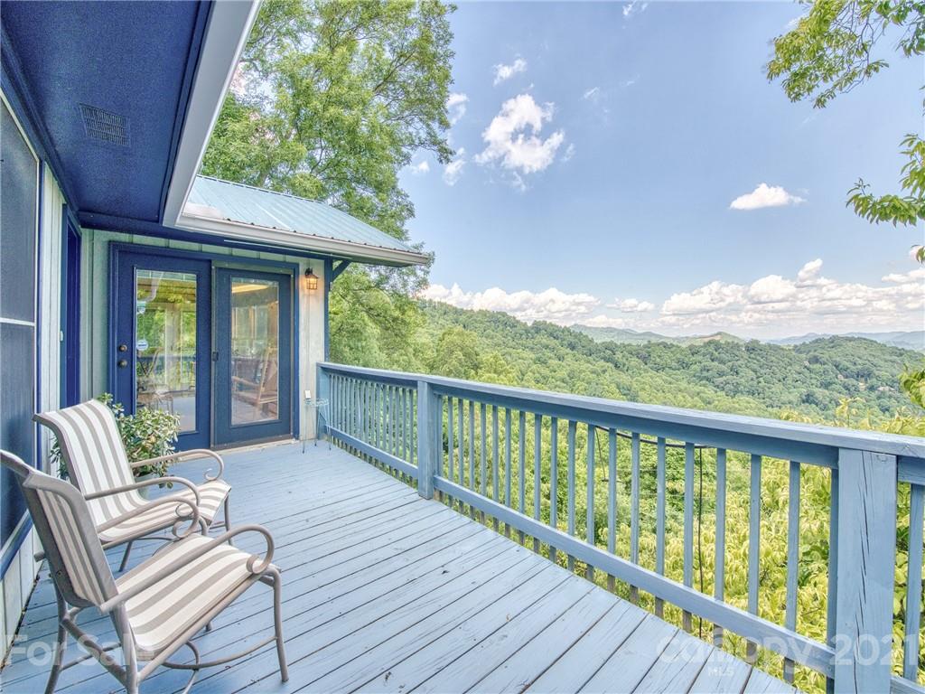 732 Laurel Ridge North Maggie Valley, NC 28751 - Photo 1 of 46 Gallery Image 1