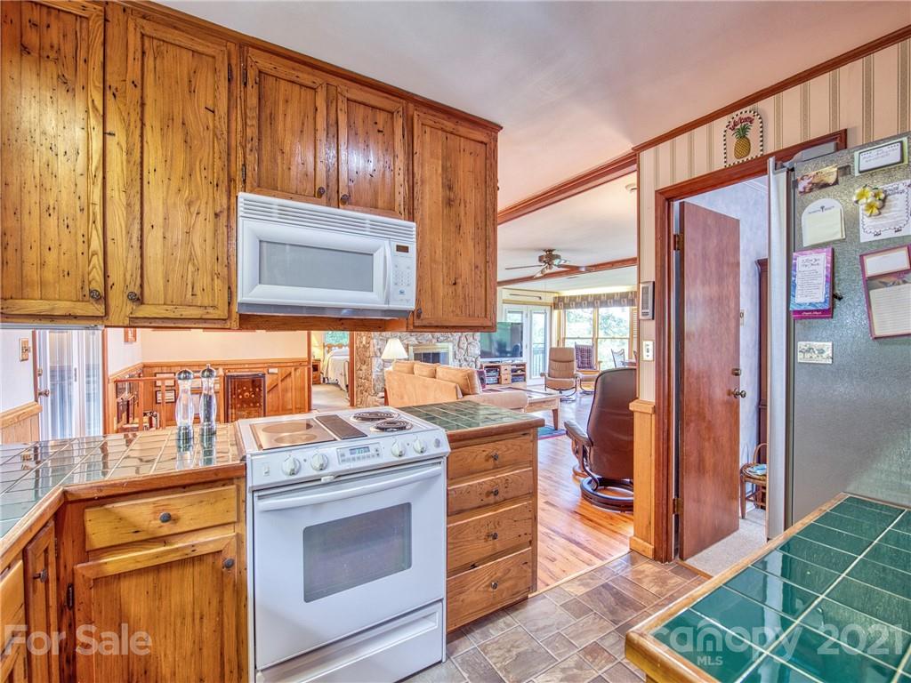 732 Laurel Ridge North Maggie Valley, NC 28751 - Photo 13 of 46 Gallery Image 13