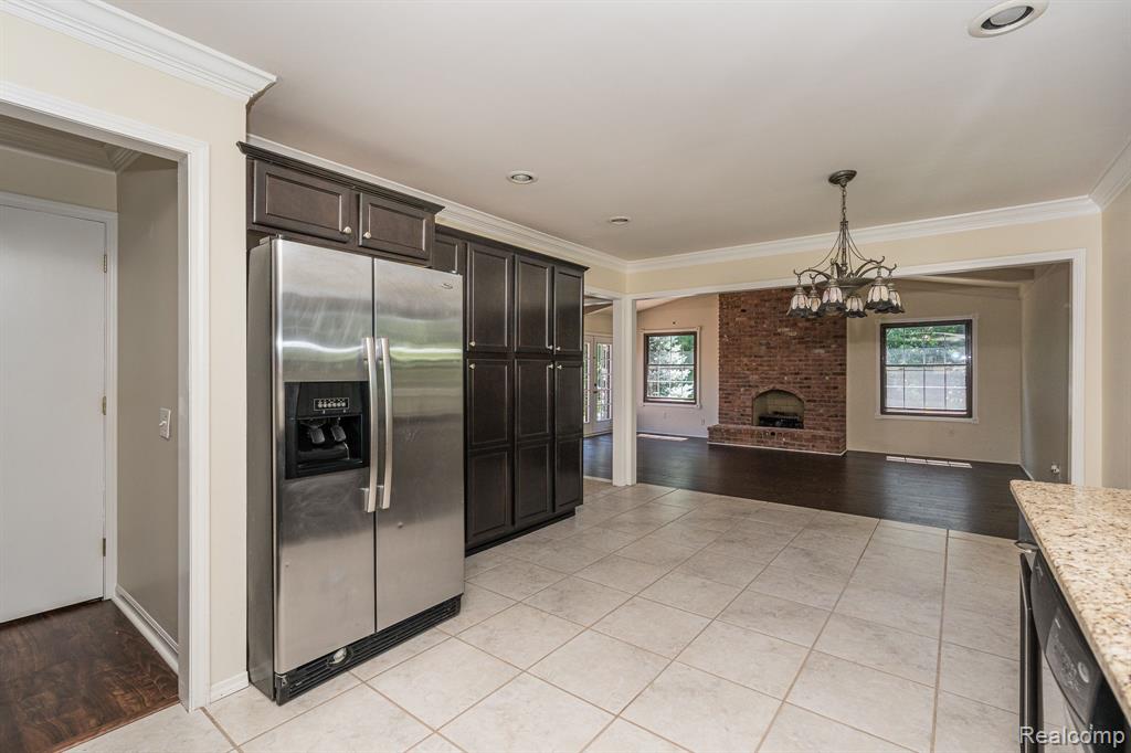 1631 Sumac Drive Rochester Hills, MI 48309 - Photo 12 of 29