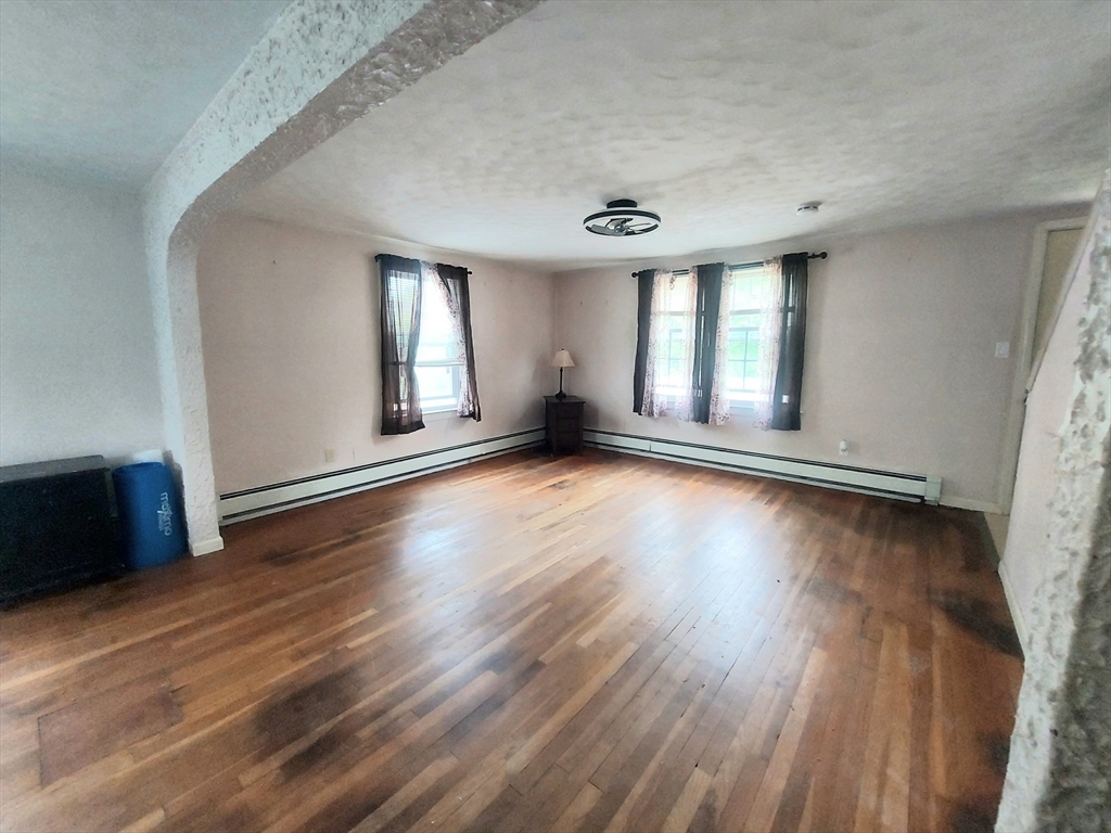 41 Dudley Hill Road Dudley, MA 01571 - Photo 5 of 18