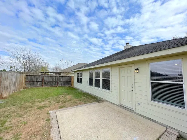 $1,735 | 19470 Tahoka Springs Drive, Katy, TX 77449