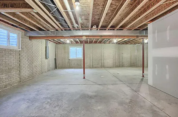 $2,350 | 2304 Blanche Lane, Champaign, IL 61822