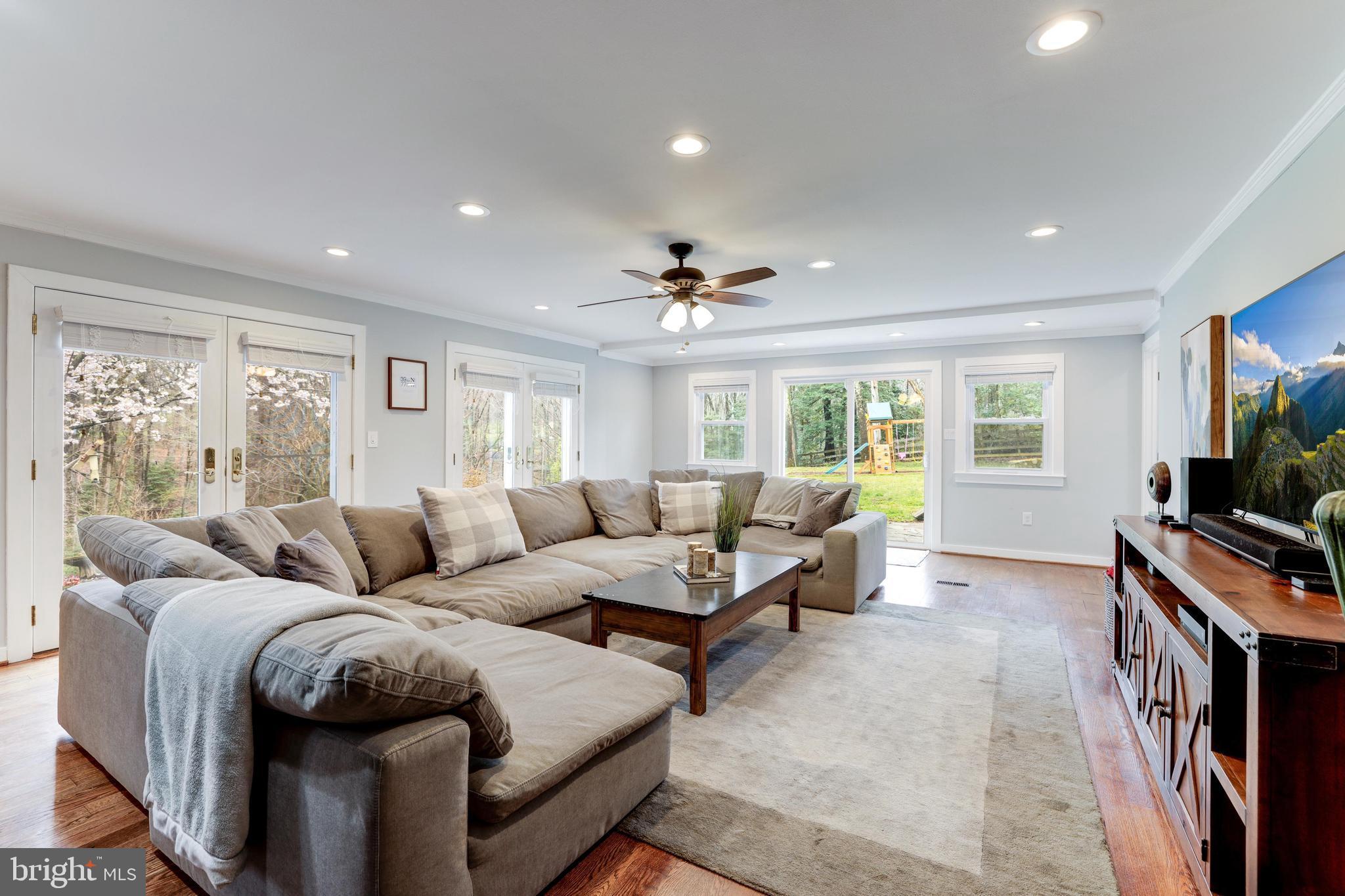 2223 Hunter Mill Road Vienna, VA 22181 - Photo 29 of 67