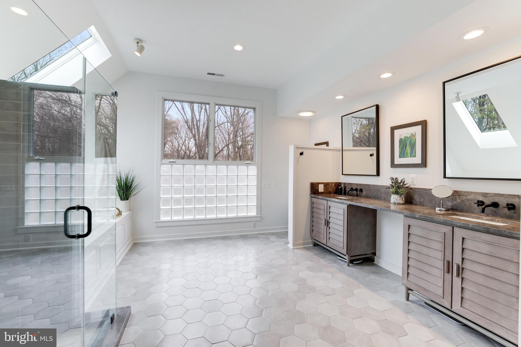 2223 Hunter Mill Road Vienna, VA 22181 - Photo 39 of 67