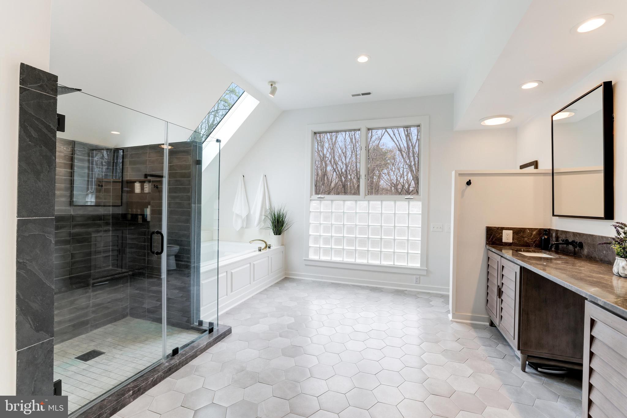 2223 Hunter Mill Road Vienna, VA 22181 - Photo 40 of 67