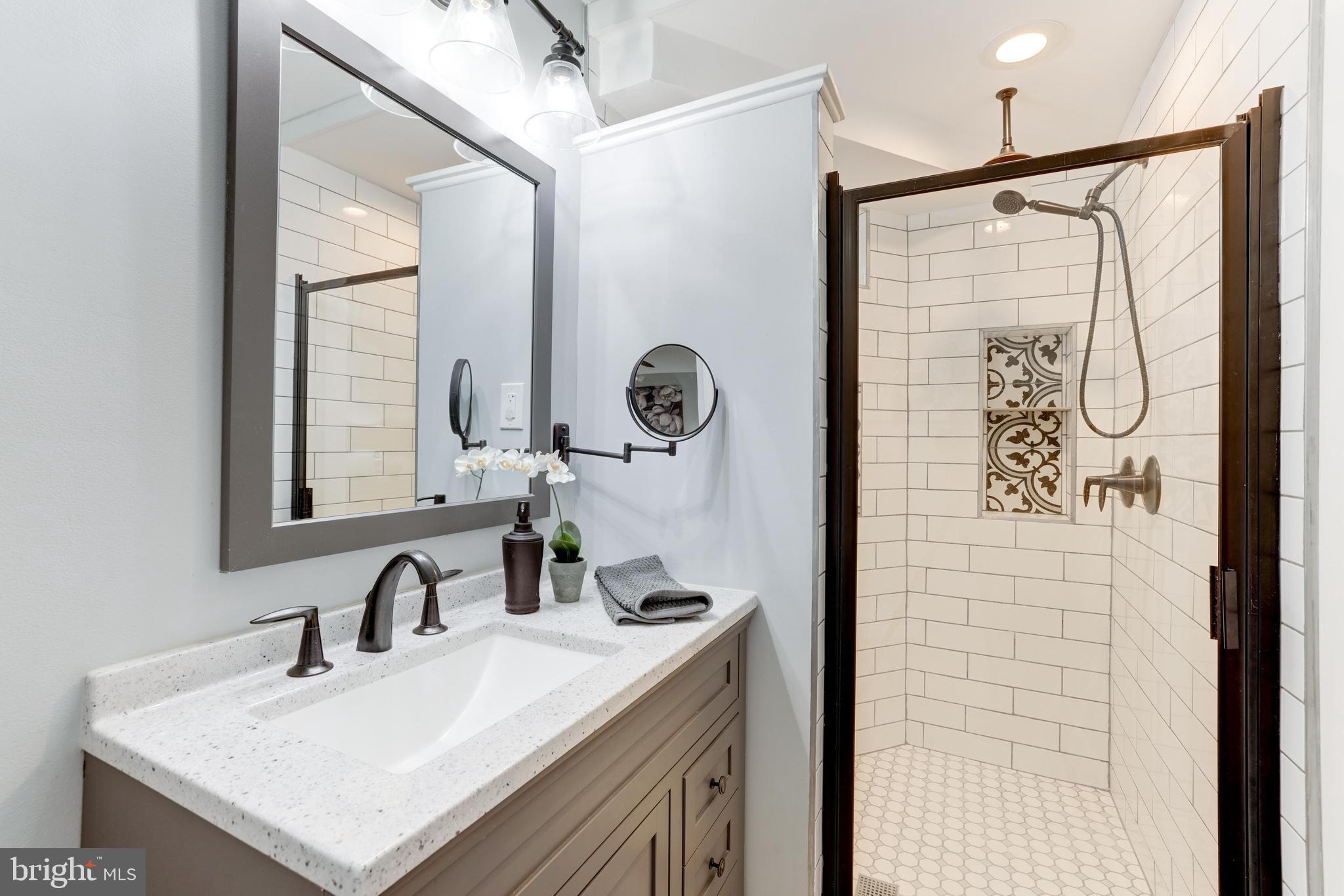 2223 Hunter Mill Road Vienna, VA 22181 - Photo 52 of 67 Bathroom for main level primary - bedroom #4