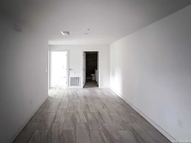 $1,049 | 346 Ware Boulevard, San Antonio, TX 78221