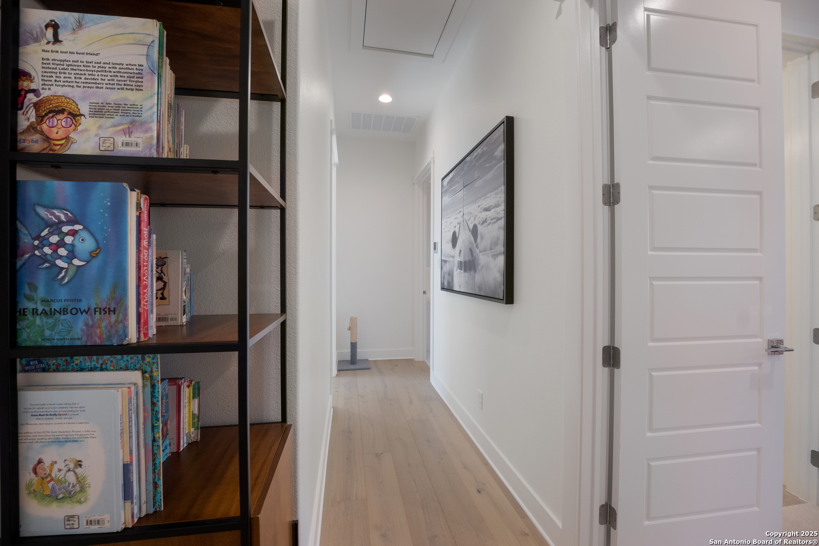 1341 Palmetto Spring Branch Spring Branch, TX 78070 - Photo 37 of 64 a view of a hallway with elevator