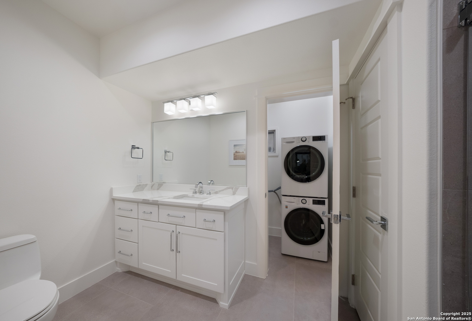 1341 Palmetto Spring Branch Spring Branch, TX 78070 - Photo 56 of 64 a utility room with sink dryer and washer
