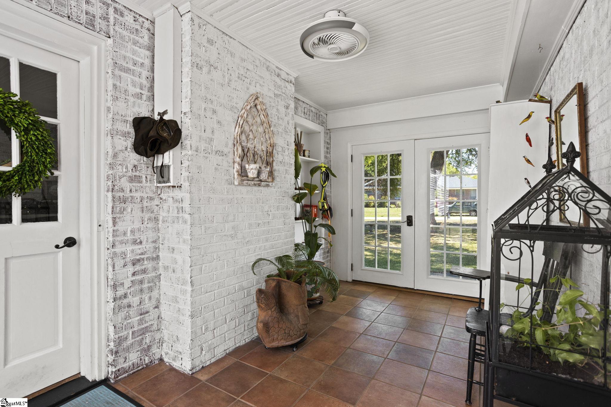 229 Florence Street Pickens, SC 29671 - Photo 8 of 34