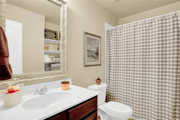 $1,925 | 1405 Diamond Court, Princeton, TX 75407