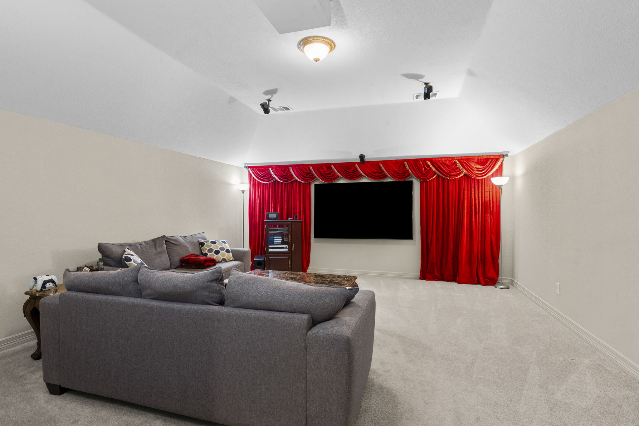 239 Whitney Run Buda, TX 78610 - Photo 30 of 40