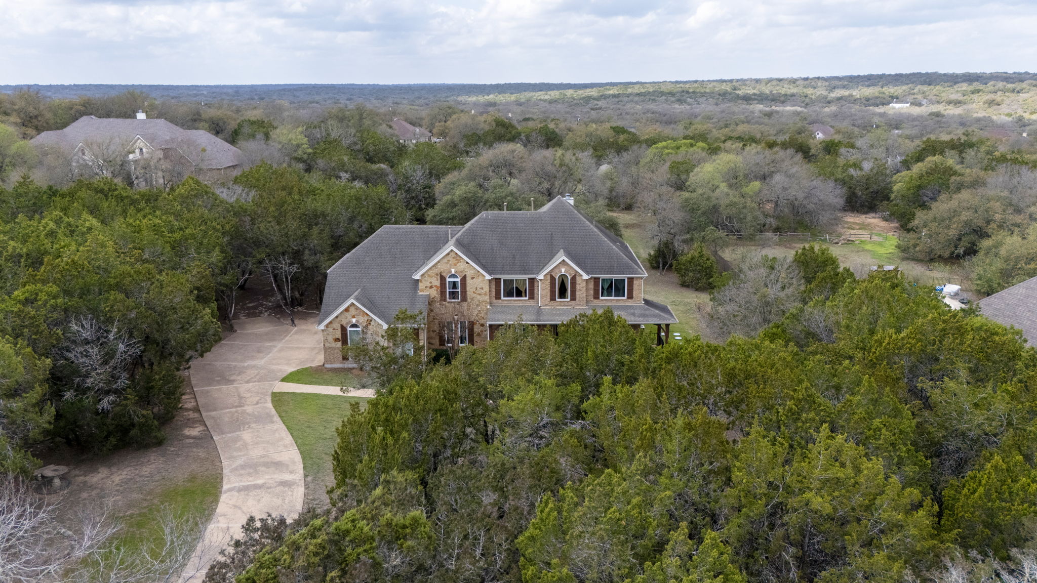 239 Whitney Run Buda, TX 78610 - Photo 4 of 40